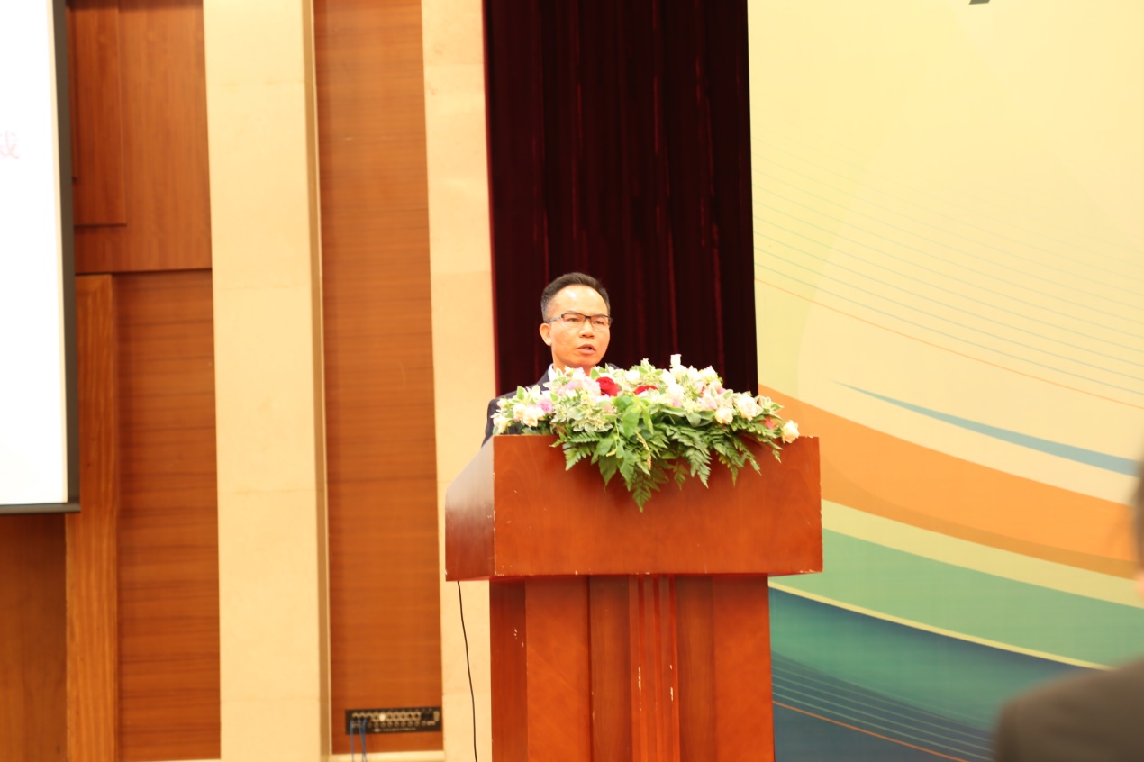 中國(guó)聯(lián)塑集團(tuán)控股有限公司副總裁賴志強(qiáng) 中國(guó)聯(lián)塑集團(tuán)控股有限公司副總裁賴志強(qiáng)